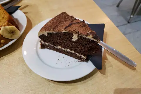 The Yarn Cake photo 1