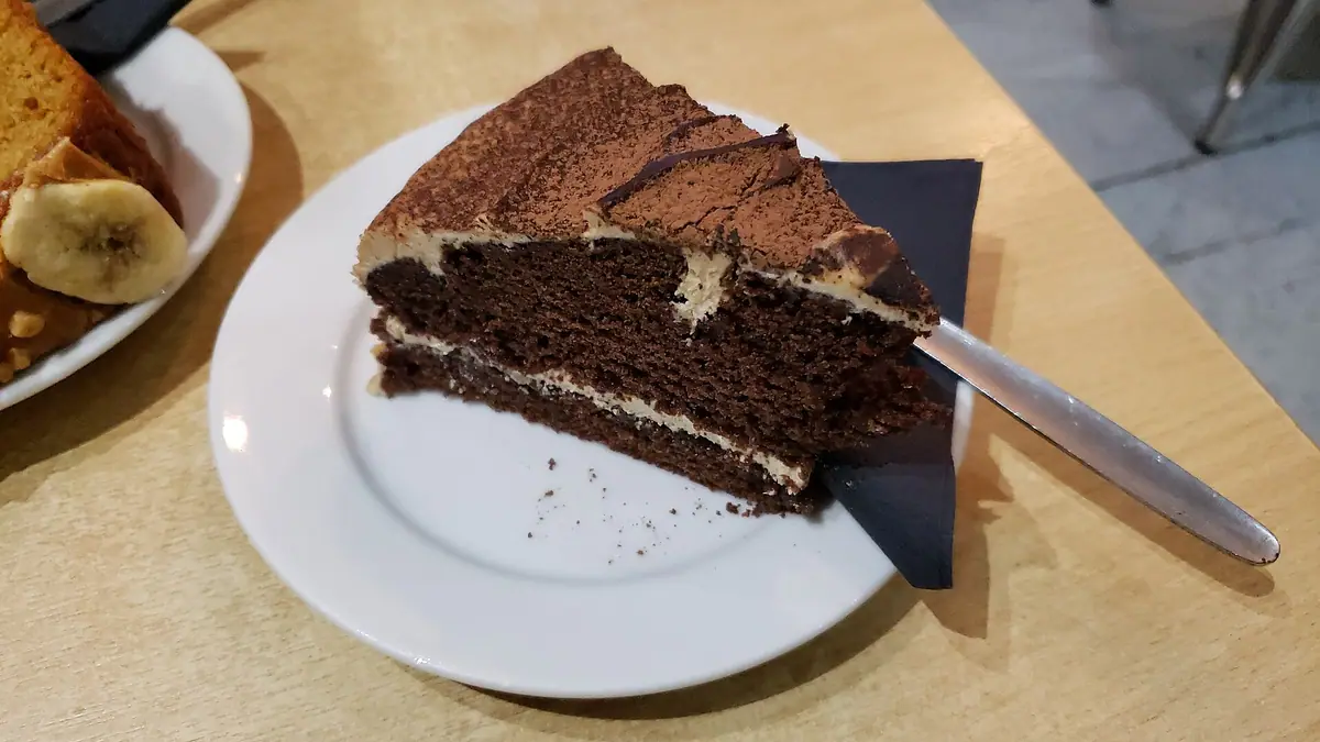 The Yarn Cake – cake shop in Thornwood, Glasgow